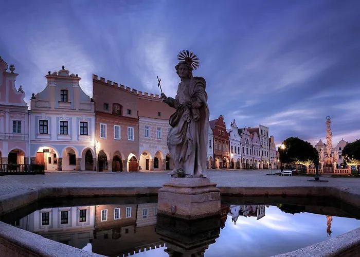 Chornitzeruv Dum Lägenhetshotell Telč